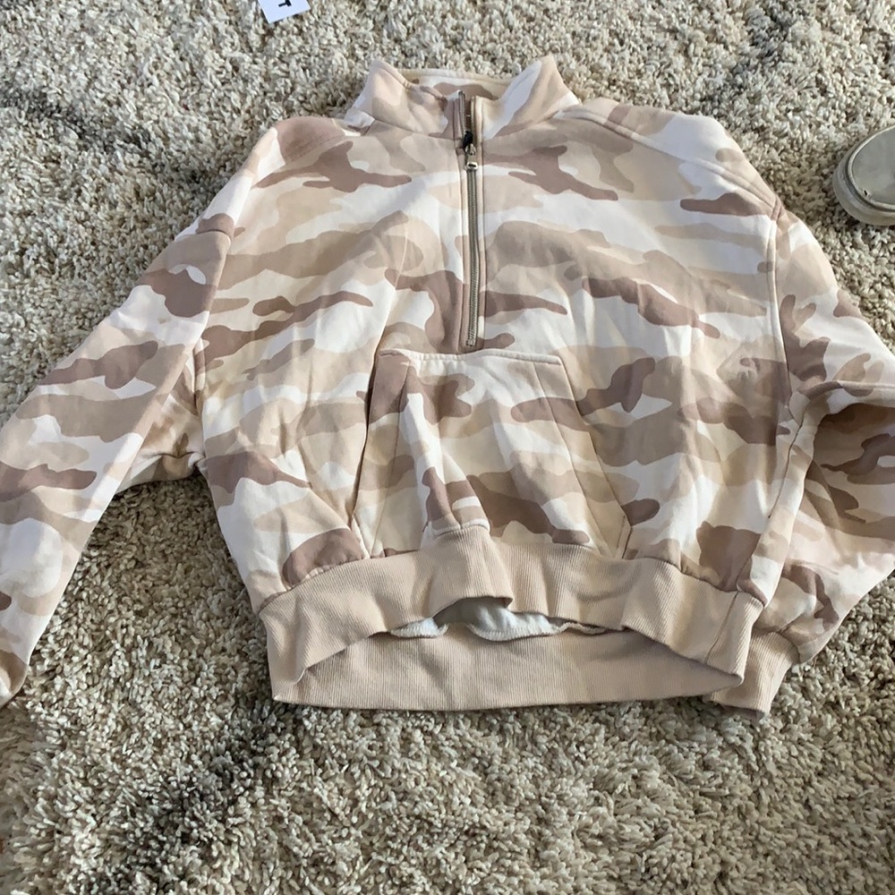 Cropped sweatshirt